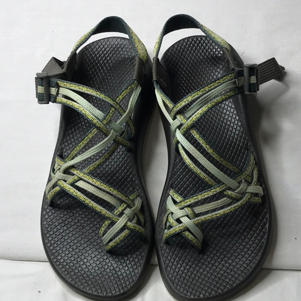 Chaco Green  Outdoor Sandals with Adjustable Straps Women’s Size 8